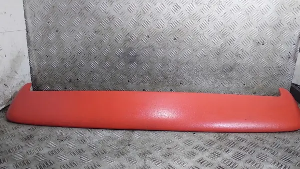 Spoiler traseiro VW Golf 4 OEM 1J0071640 - Usado image 6