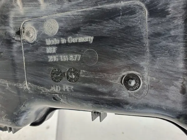 Réservoir AdBlue OEM 2H6131877 pour Volkswagen Amarok image 6