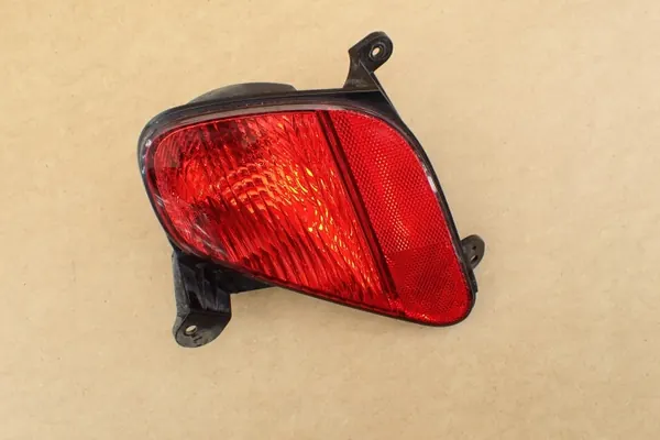 Mitsubishi Eclipse Cross 18- Feu Arrière Anti-Brouillard Gauche OEM 1149226L image 3