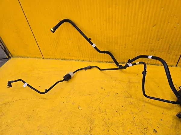 Lynk & Co 01 koolstoffilter OEM 8889008160 - Gebruikt image 5