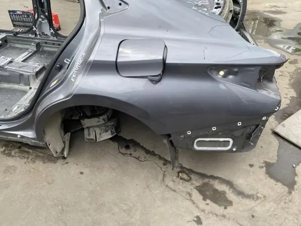 Lexus ES VII XZ10 2019 bak vänster sidopanel OEM 261269 image 2
