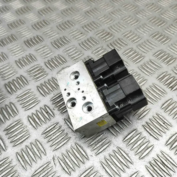 Skoda Klima-Kühler-Ventil OEM 1EA816681A - Gebraucht image 3
