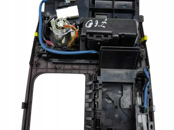Lexus GS middenconsole bekleding OEM 5880430510 image 7