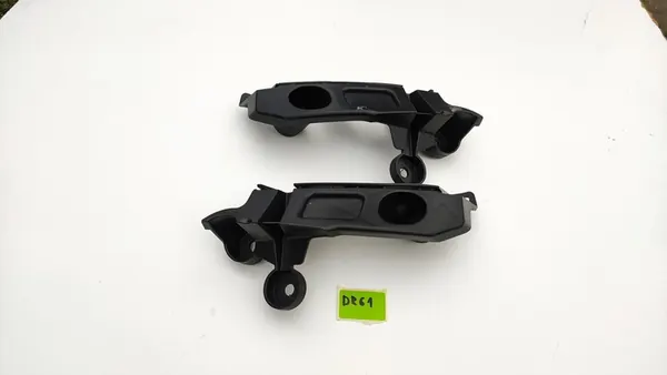 CITROEN C3 III Suporte de Para-choque Esquerdo Direito Traseiro (DR61) image 2