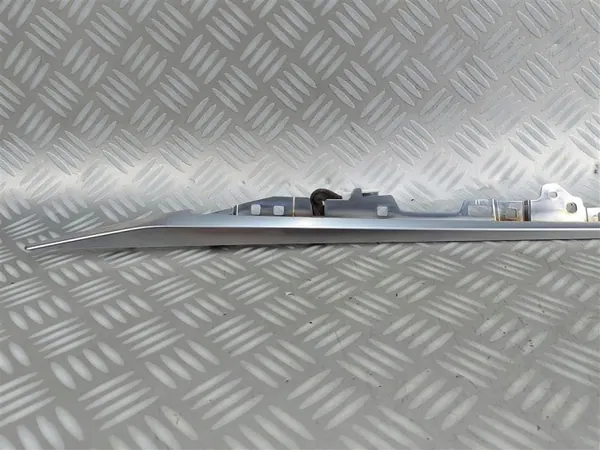 OEM 809E85CA0A LED Deurlijst Rechts Voor Infiniti Q60 image 3