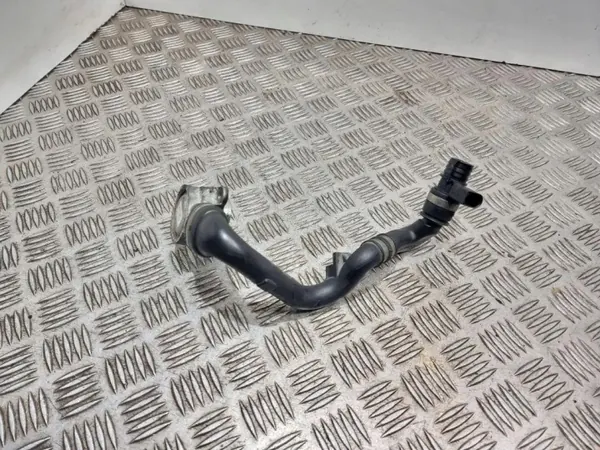 Mercedes-Benz Avluftningsslang OEM A6420101291 - Begagnad image 2