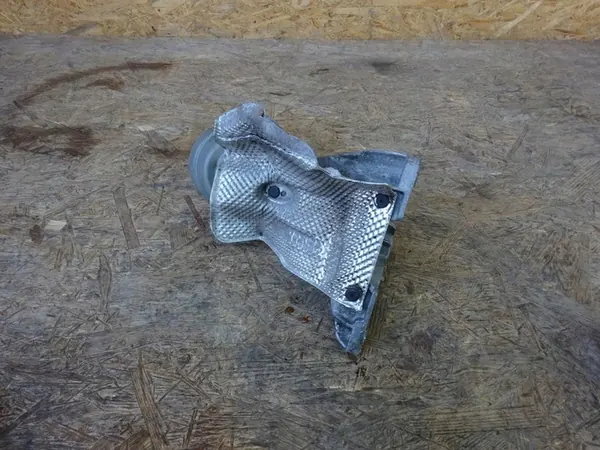 AUDI A4 B6 1.8T Engine Mount 8D0199388K 8E0199382J image 8