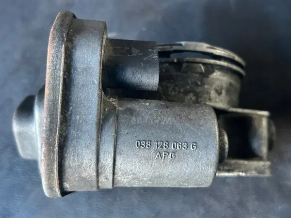 Spjällventil OEM 038128063G för Skoda Octavia II 1.9 TDI image 3