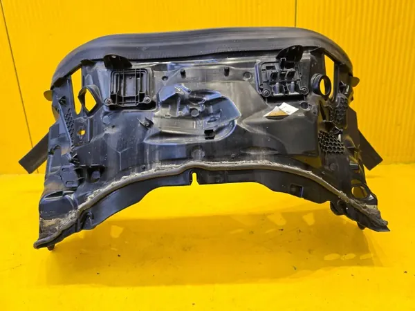 Mercedes-Benz EQC väliseinäeriste OEM 2536201101 image 5
