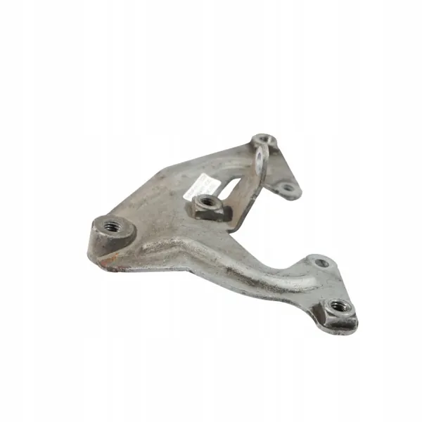 Audi R8 Pakoputken Kiinnike OEM 420251375 Vasen image 7