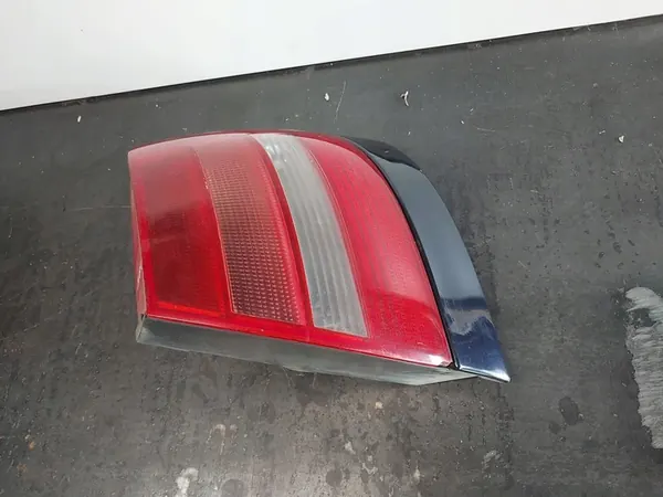 Audi A4 B5 Luz Trasera Derecha 8D0945096G image 7