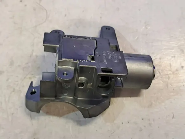 Volvo XC90 2012 Schloss-Einsatz OEM 8626324 image 3