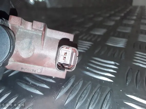 Válvula de vácuo Ford Kuga 2014 6g9q9e882cb image 7