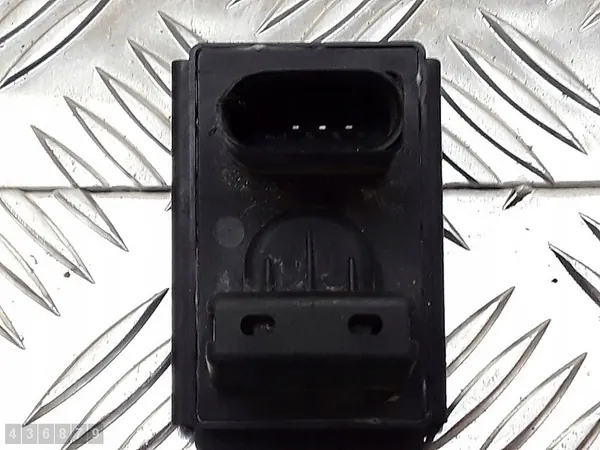 2004 VW Phaeton Sensor 4b0907659b image 2