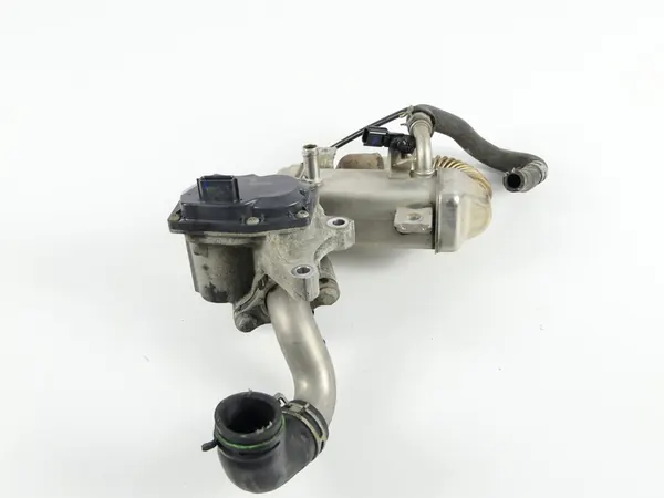 EGR-pakokaasun jäähdyttimen venttiili Renault Scenic III 1.6 dCi image 2