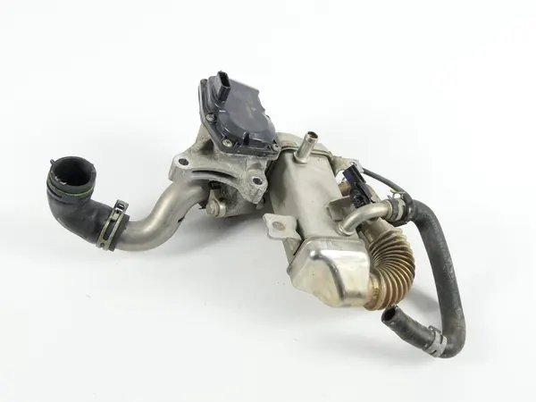 EGR-pakokaasun jäähdyttimen venttiili Renault Scenic III 1.6 dCi image 4