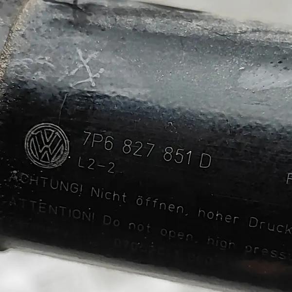 Vasen takaluukun aktuaattori VW Touareg 3.0L 7P6827851D image 6