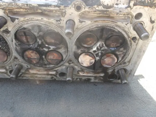 Culata Mercedes usada OEM Głowica para 3.2 CDI V6 image 5