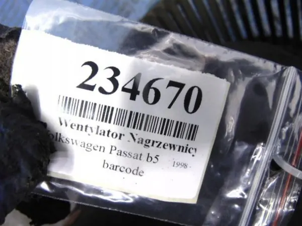 VOLKSWAGEN PASSAT B5 1.9TDI Värmefläkt 8D1819021A image 6