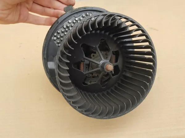 Ventilador Interno + Resistor / VW Passat B6 B7 Touran Altea / Denso image 3