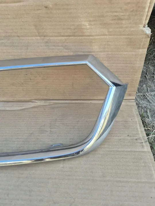 SKODA OCTAVIA 4 2020- Grille Frame Chrome OEM A12251 image 2