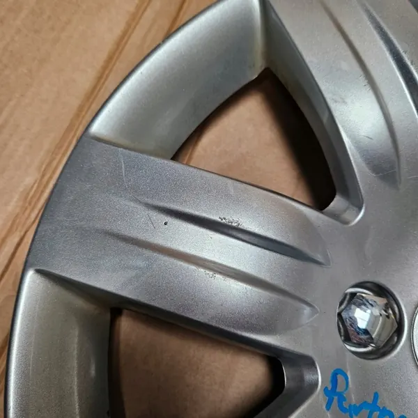 Peugeot Partner III Pyöränkansi 16" OEM Käytetty image 4