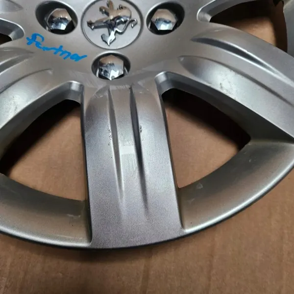Peugeot Partner III Pyöränkansi 16" OEM Käytetty image 8