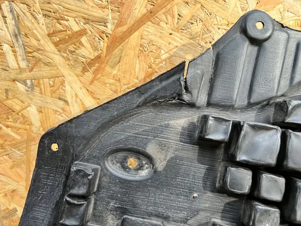 Nedre Motorhuv VW Polo Seat Ibiza Skoda Fabia OEM image 3