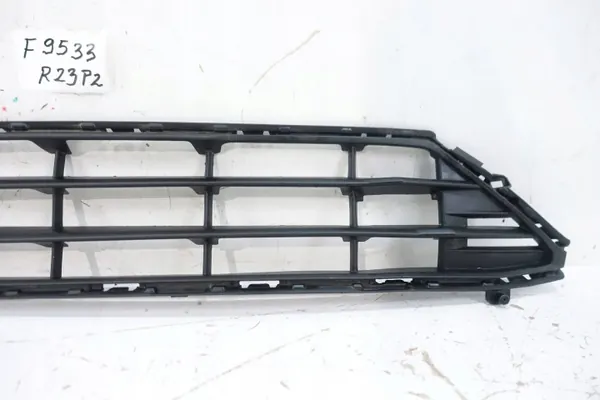 OEM 32296070 framstötfångargaller för Volvo XC60 II 2017- image 4