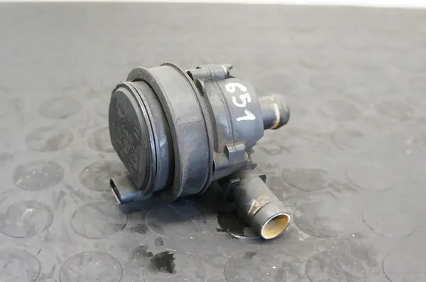 Pompa acqua Mercedes W212 A0005000686 image 2