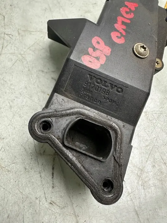 Actuador de cierre tapa combustible Volvo 850 OEM 9170198 image 5