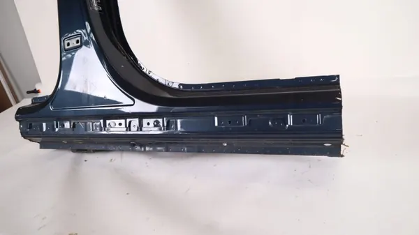Volvo XC90 II Keskisivu Oikea OEM 1184586169 image 3
