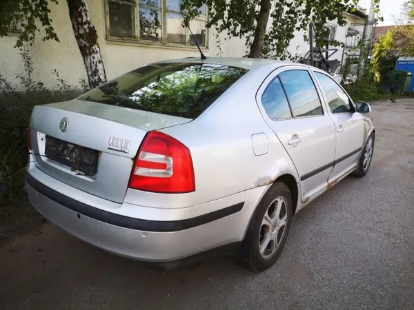 Pakoputken keräin OEM EIS-2027398 Skoda Octavia 1.9L image 7