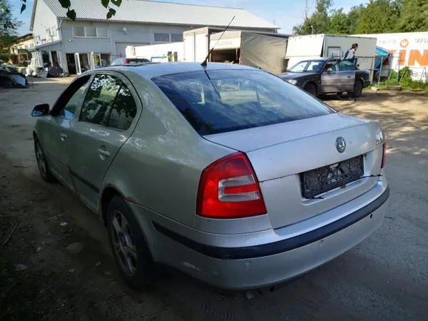 Pakoputken keräin OEM EIS-2027398 Skoda Octavia 1.9L image 8