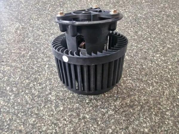 Lämmitysydin OEM 5249265J Renault Vel Satis 3.0L image 3