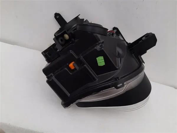 Vasen ajovalot Nissan Juke 2014-2018 OEM image 9