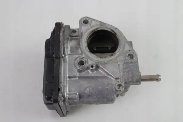 Kaasutin OEM 360213304 Toyota Aygo II 1.0B:lle image 4