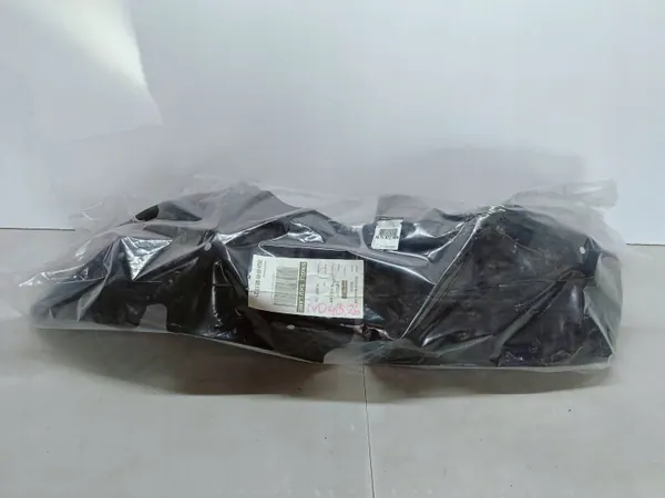 OEM 767487236R Para-lamas Traseiro Direito Renault Megane image 10