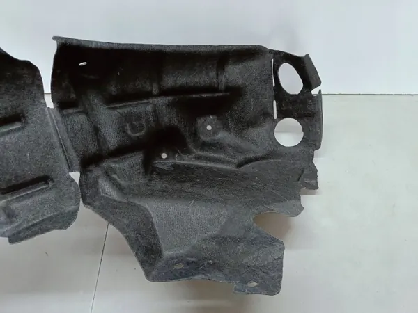 OEM 767487236R Para-lamas Traseiro Direito Renault Megane image 8