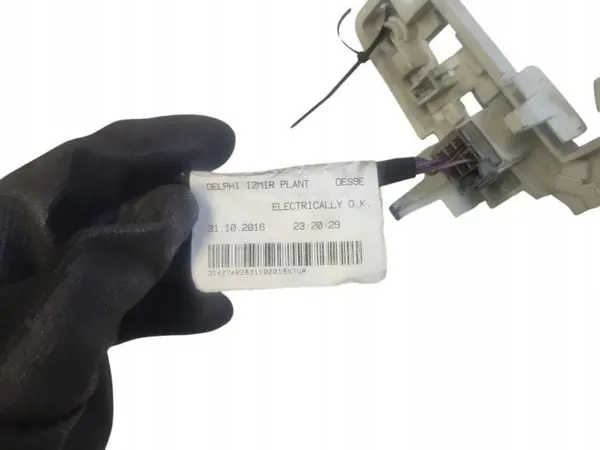 Conector lâmpada traseira Volvo S60 II OEM 215121 image 4