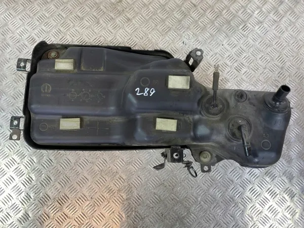 Tanque AdBlue Jeep usado OEM FOB35547 para Cherokee image 2