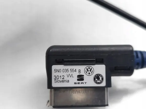 OEM 5W0035554B Dock iPod pour VW Touareg 2013 image 6