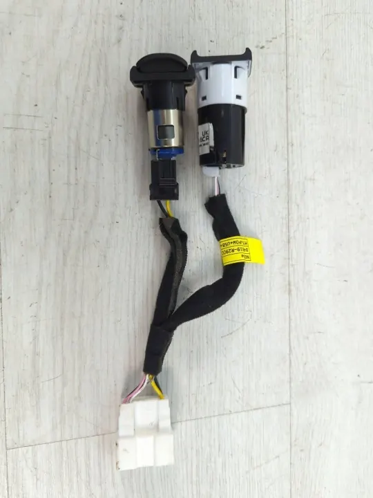 Prise allume-cigare Kia Sportage avec câble USB image 4