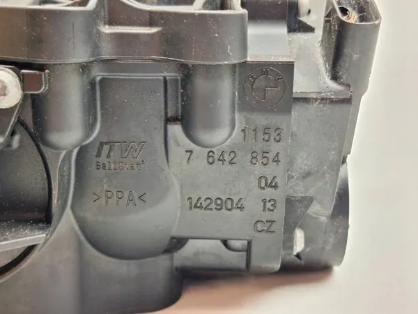Carcasa de termostato BMW F36 G01 G30 7642854 image 4