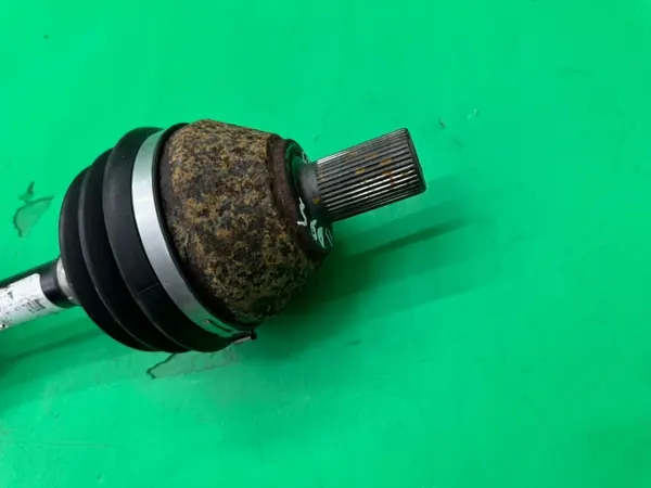 Drivaxel OEM PÓŁOŚ NAPĘDOWA Höger Fram image 6