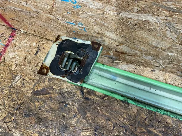 Takapuskuri Vahvistus Skoda Fabia III 3 6V NJ 14-21 HB image 10