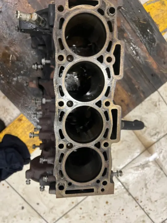 Bloque motor VW para 2.0 DCI/CDTI image 3