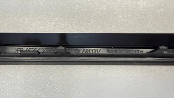 Joint de pare-brise gauche BMW 4 i4 G26 OEM 7933087 image 8