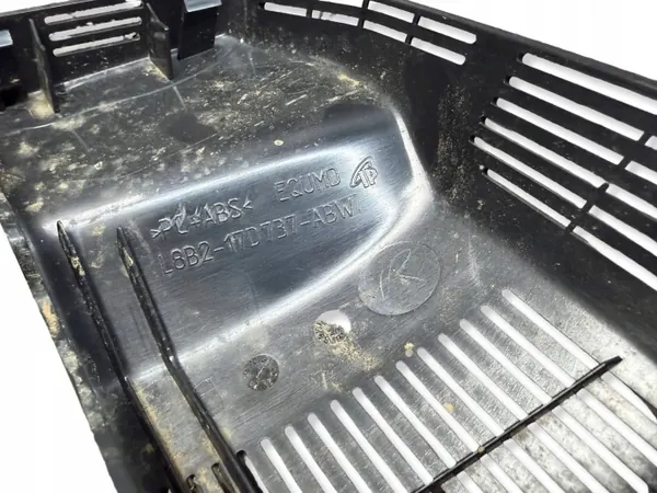 Peilipeite OEM L8B217D737ABW Land Roverille image 3