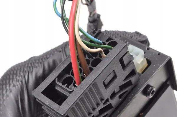 BMW E46 Harman Kardon Vahvistin OEM 6946987 image 5